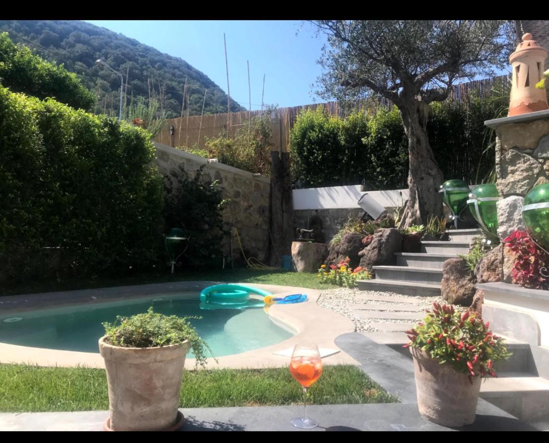 Ferienwohnung La Casetta Al Porto Di Ischia Exterior foto